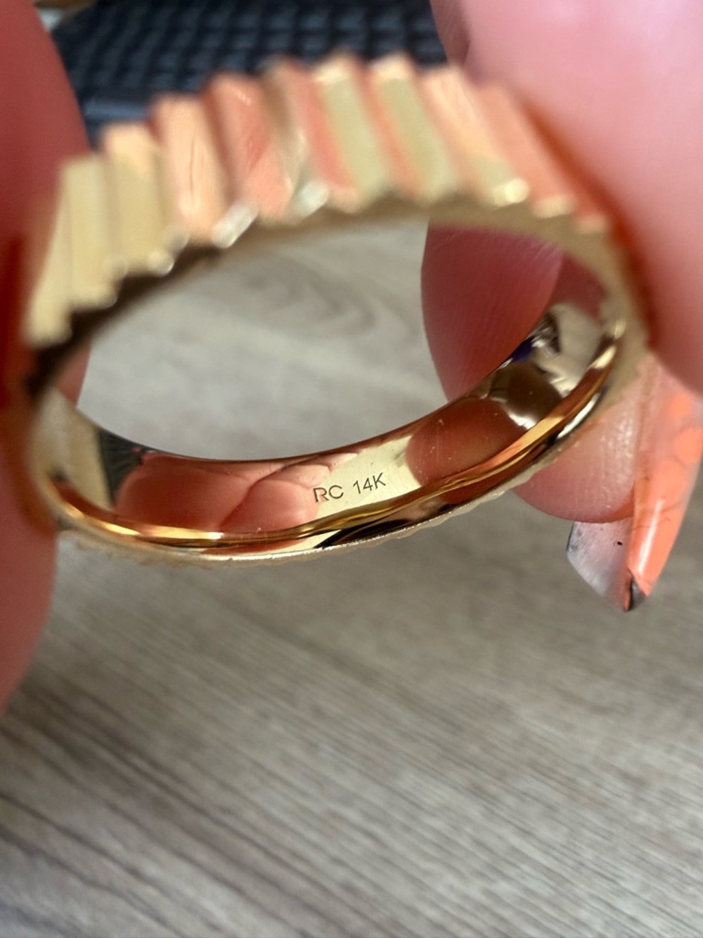 Ring Concierge Fluted Gold Stackable Ring classic 5mm size 8.5 - Picture 9 of 9